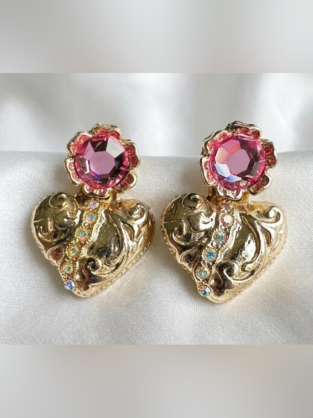 Vtg 1928 Jewelry Co Pink Rhinestone Gold Baroque Heart Drop Dangle Earrings